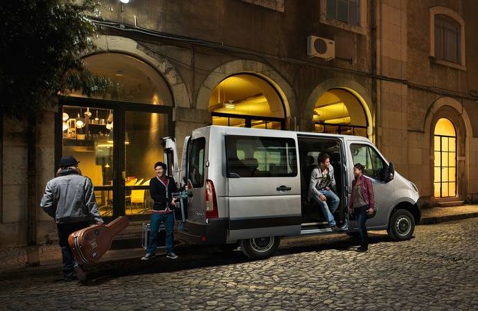 De transporte de pasajeros a volquete, hay un Opel Movano para cualquier tarea