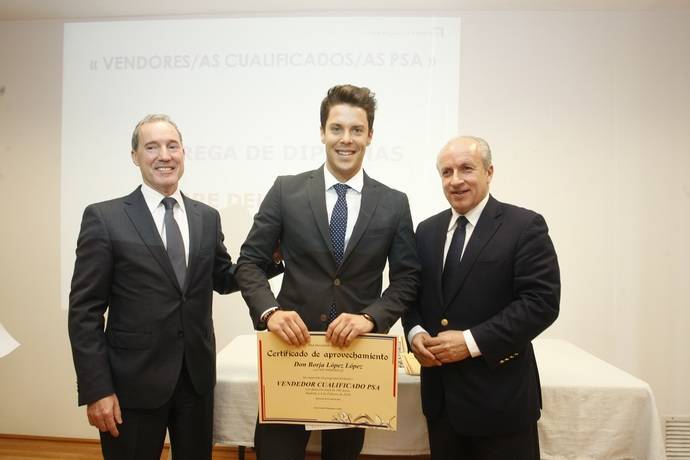 Se gradúa la primera promoción de vendedores excelentes de PSA Peugeot Citroën