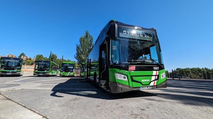 Scania hace entrega de 42 buses híbridos al Grupo Avanza en Madrid
