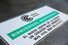 Los carteles de prioridad residencial.