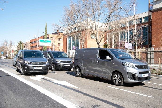 Peugeot cierra el círculo con la electrificación de comerciales eléctricos