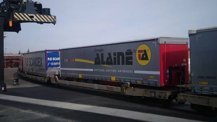 Vagones de la autopista ferroviaria.