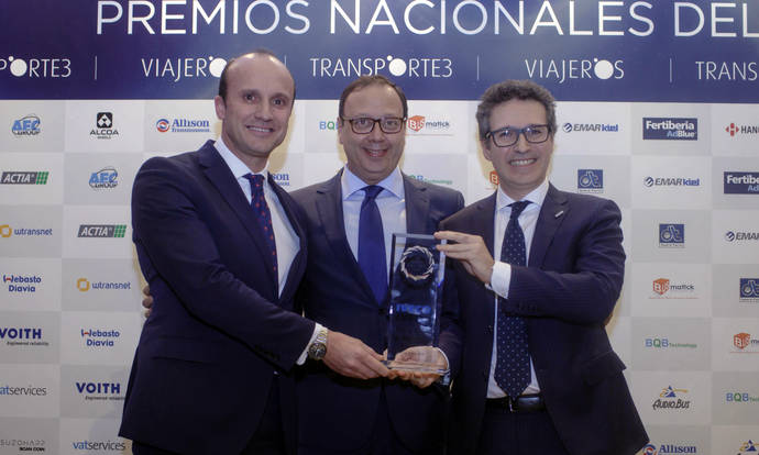 Dos vehículos Iveco, Premio Nacional de Transporte