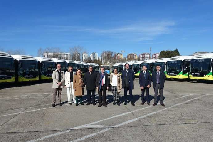Vitrasa y el Concello de Vigo presentan los 29 nuevos autobuses de la flota