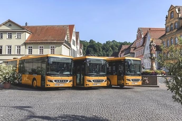 Daimler anuncia el renovado autobús interurbano Setra MultiClass 500 LE