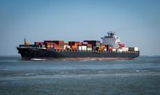 La crisis del Canal de Suez pone sobre amenaza al sector logístico