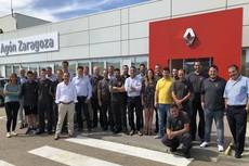 Equipo de Agon Truck Centers de Renault Trucks en Zaragoza.