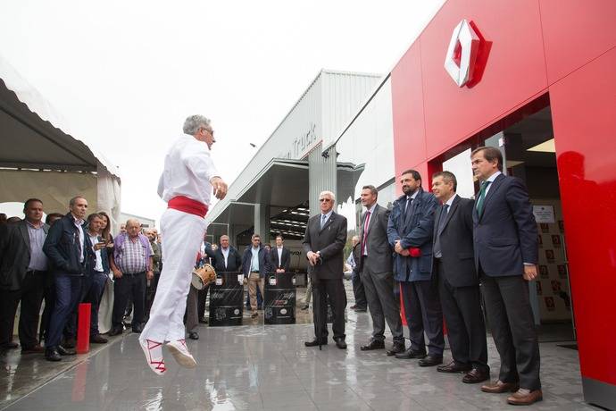 El nuevo centro tiene 5.000 metros cuadrados de superficie cubierta organizada en cuatro naves.