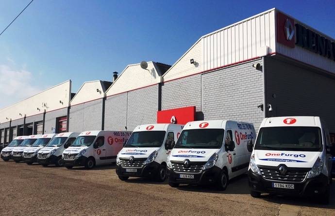 OneFurgo renueva su flota con 10 nuevas Renault Master