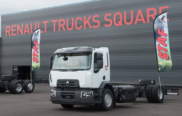 Renault Trucks presenta en primicia Urban lab 2 y un D Wide GNC con escape horizontal