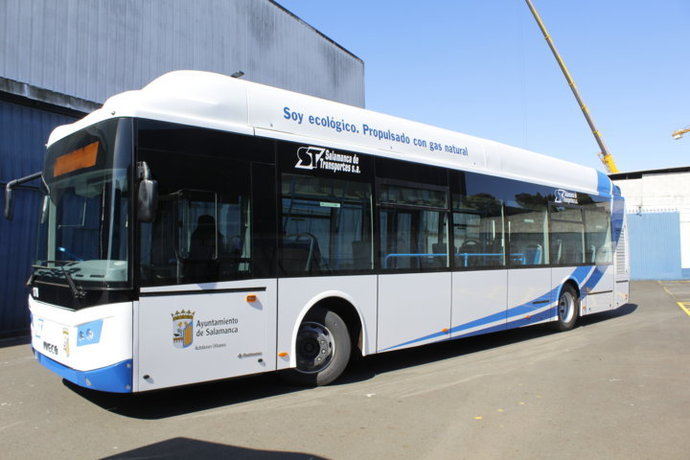 Castrosua entrega cinco New City GNC a Salamanca Transportes