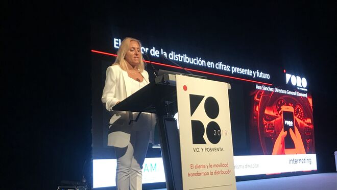 Ana Sánchez, directora general de Ganvam, durante la apertura del XV Foro VO y Postventa.