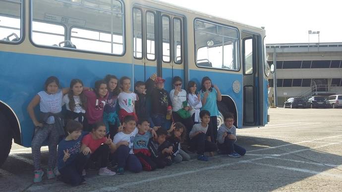 Vitrasa abre sus puertas a los escolares de la ciudad de Vigo