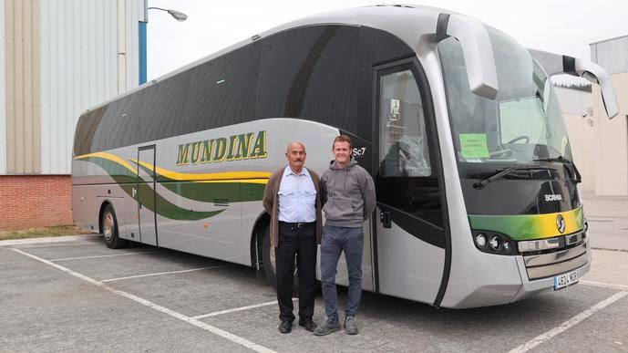 Sunsundegui entrega un autocar Sc7 a la compañía de transporte Mundina
 