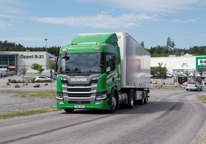 Un camión Scania propulsado por gas.