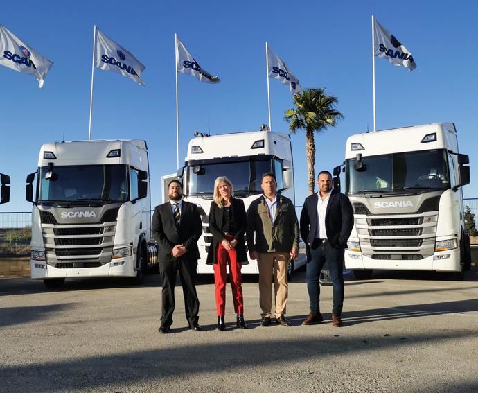 Orvipal incorpora 50 camiones de la marca Scania a su flota porta vehículos