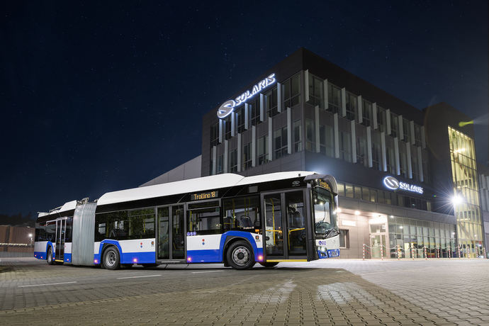 Solaris listo para entregar 48 trolebuses más a Budapest