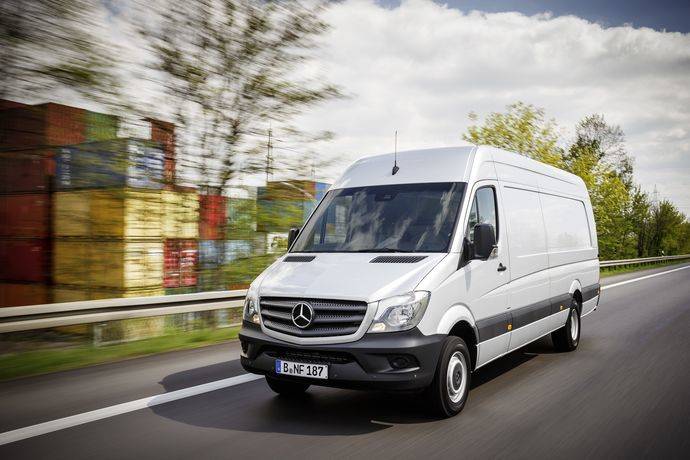 Mercedes crea nuevas versiones de la furgoneta Sprinter Tech