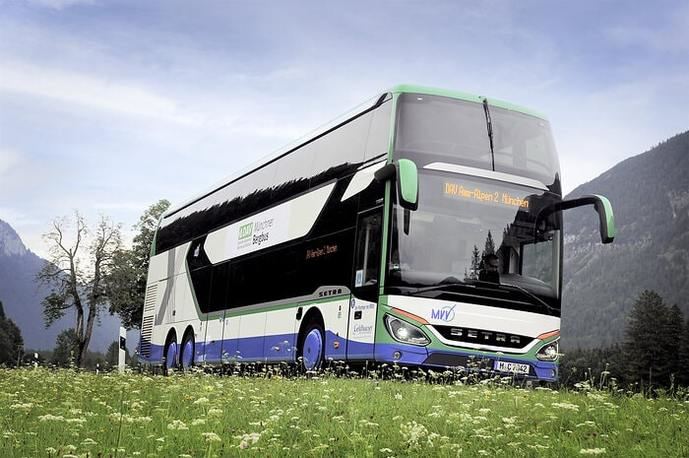 Plan piloto para viajar a las montañas alemanas con autocares Setra