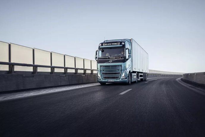 Volvo Trucks presenta un nuevo eje totalmente eléctrico con gran alcance