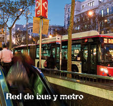 Nuevo modelo de panel solar en las paradas de autobús en Barcelona