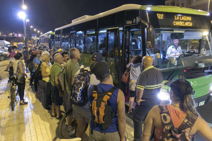 Titsa transporta a 14.000 personas en la Candelaria