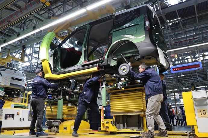 Ford inicia la producción de sus nuevos modelos en Rumanía