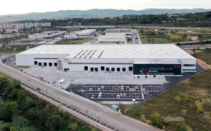 Toyota Material Handling España abre las puertas de su nueva sede central