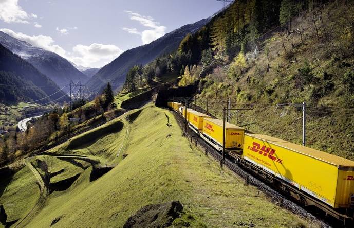 Tren refrigerado de DHL.