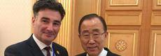  El secretario general de la IRU, Umberto de Pretto, junto al secretario general de la ONU Ban Ki Moon