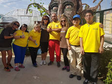 Empleados de UPS en el voluntariado.