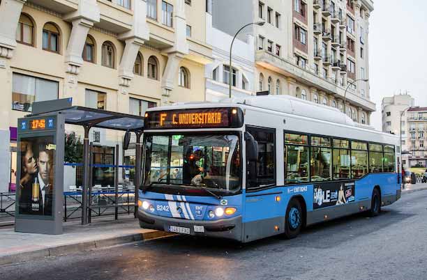 Las universitarias ajustan su servicio ante la llegada del verano