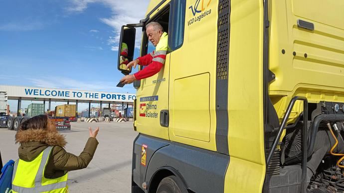 El puerto de Valencia mejora la operatividad de los transportistas
