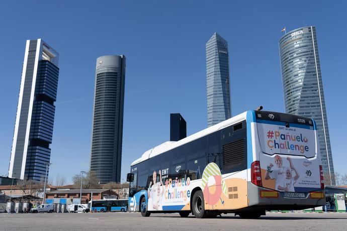 EMT Madrid se une al 'Pañuelo Challenge Aladina', por el cáncer infantil