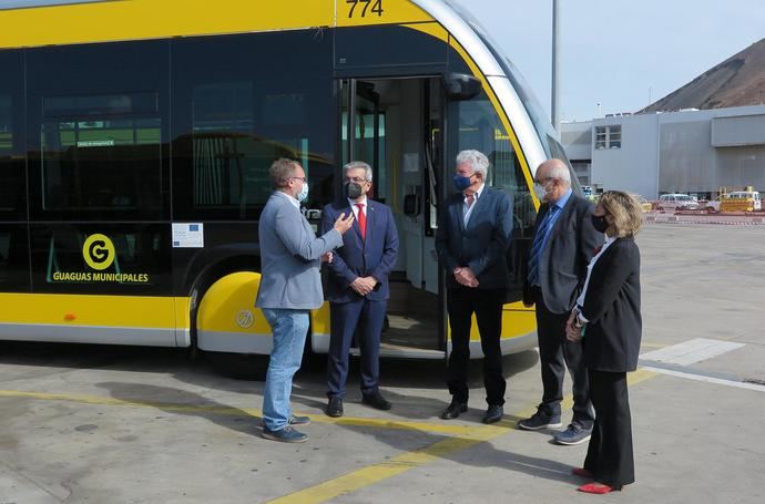 Canarias respalda la captación de fondos europeos para MetroGuagua