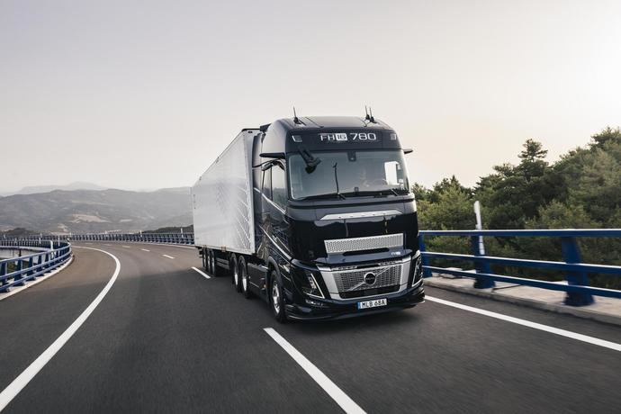 Nuevo Volvo FH16: más potencia y menor consumo