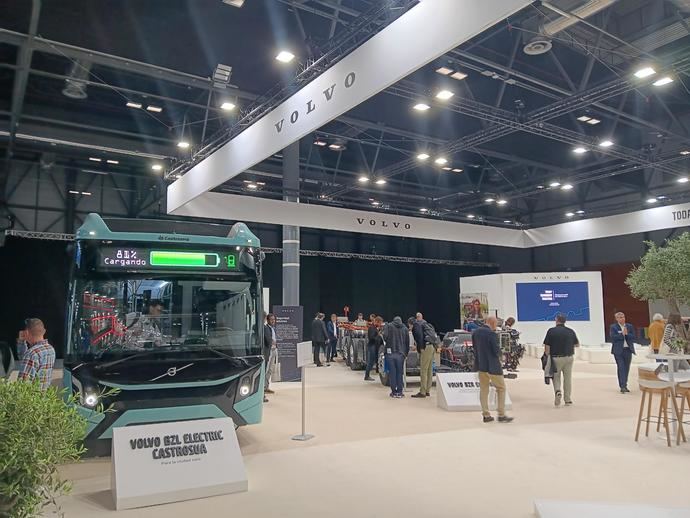 Volvo Buses presenta su visión de Ciudades cero del futuro en FIAA 2024