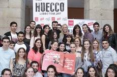 50 usuarios del Abono Joven viven junto a Cristina Cifuentes el encuentro de ‘Ventex20’ con el cantante Huecco
