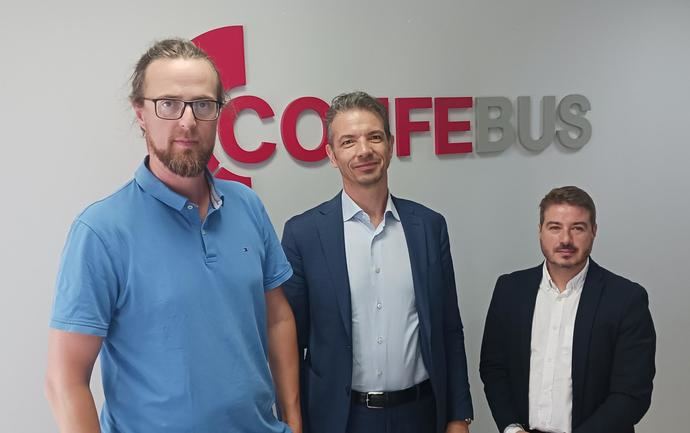 Friilink y Confebus se alían para llevar el transporte conectado al siguiente nivel