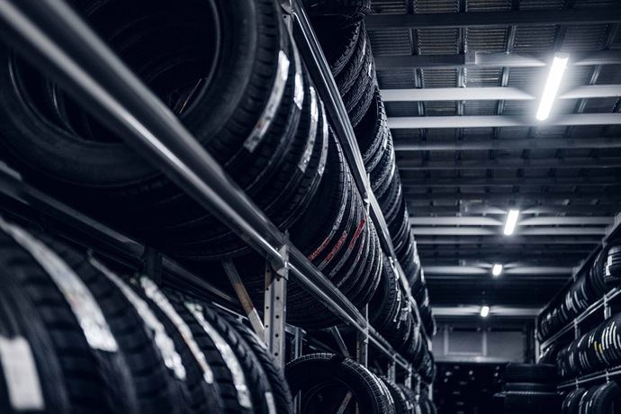 Inflación de neumáticos en febrero alcanza el 1.1%, superando el IPC