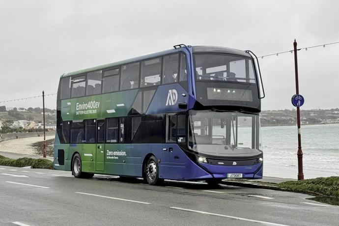 Alexander Dennis prueba su Enviro400EV en Jersey