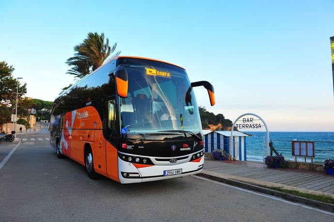 Un autocar turístico en la provincia de Barcelona.