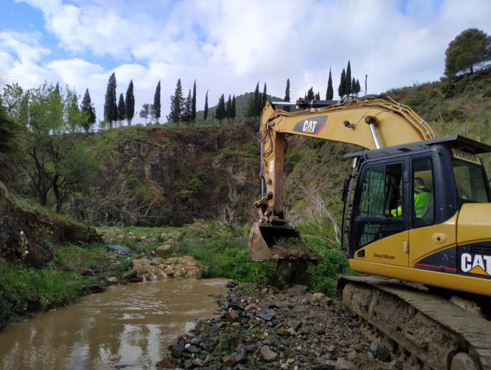 Obras de emergencia de la A-357.