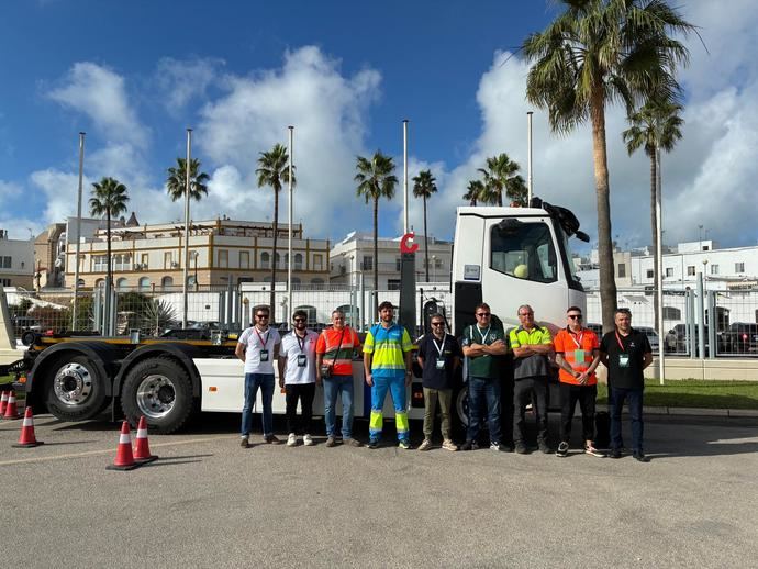 Renault Trucks presenta soluciones eléctricas para ciudades modernas