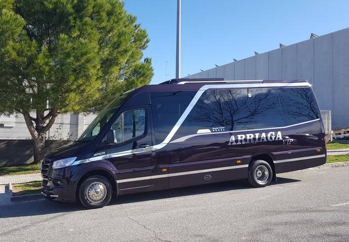 Autobuses Hermanos Arriaga pone a disposición de sus clientes un Spica carrozado íntegramente por Car-bus.net