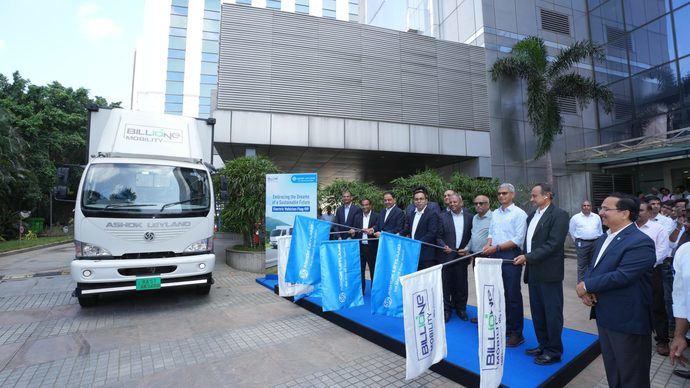 India lanza su primer programa de incentivos para camiones eléctricos