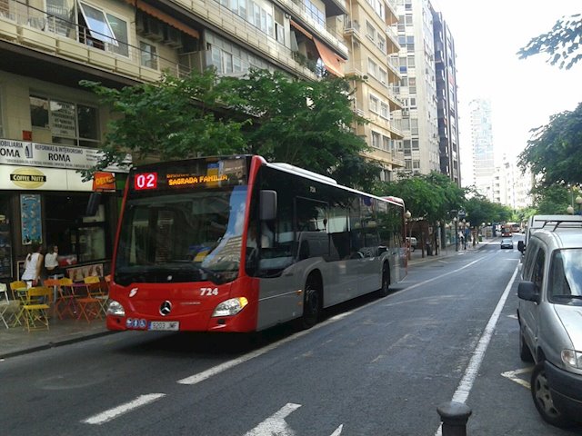 Alicante acaba 2019 rozando 18 millones de personas en autobús urbano