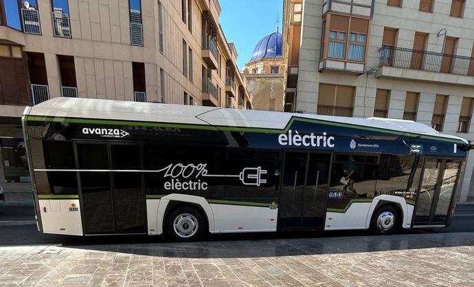 Elche incorpora a su flota seis nuevos autobuses 100% eléctricos