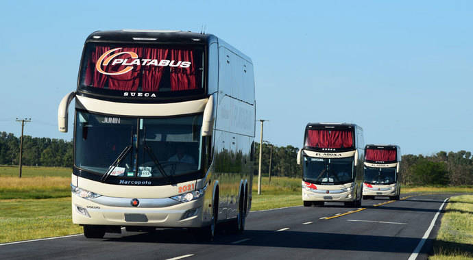 Las pymes de transporte en autobús luchan por la supervivencia en la crisis