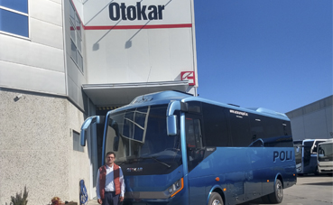 Autocares Poli deposita su confianza en Otokar